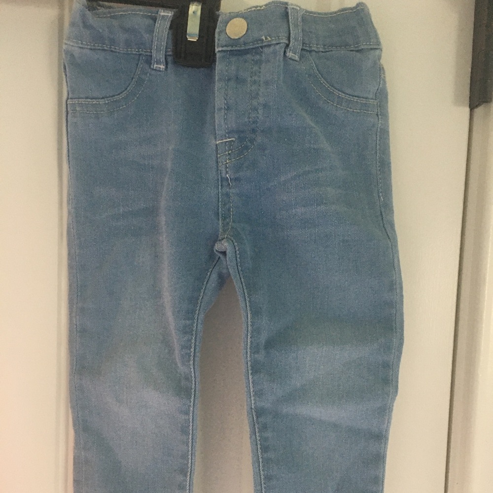 Light Wash Jeans